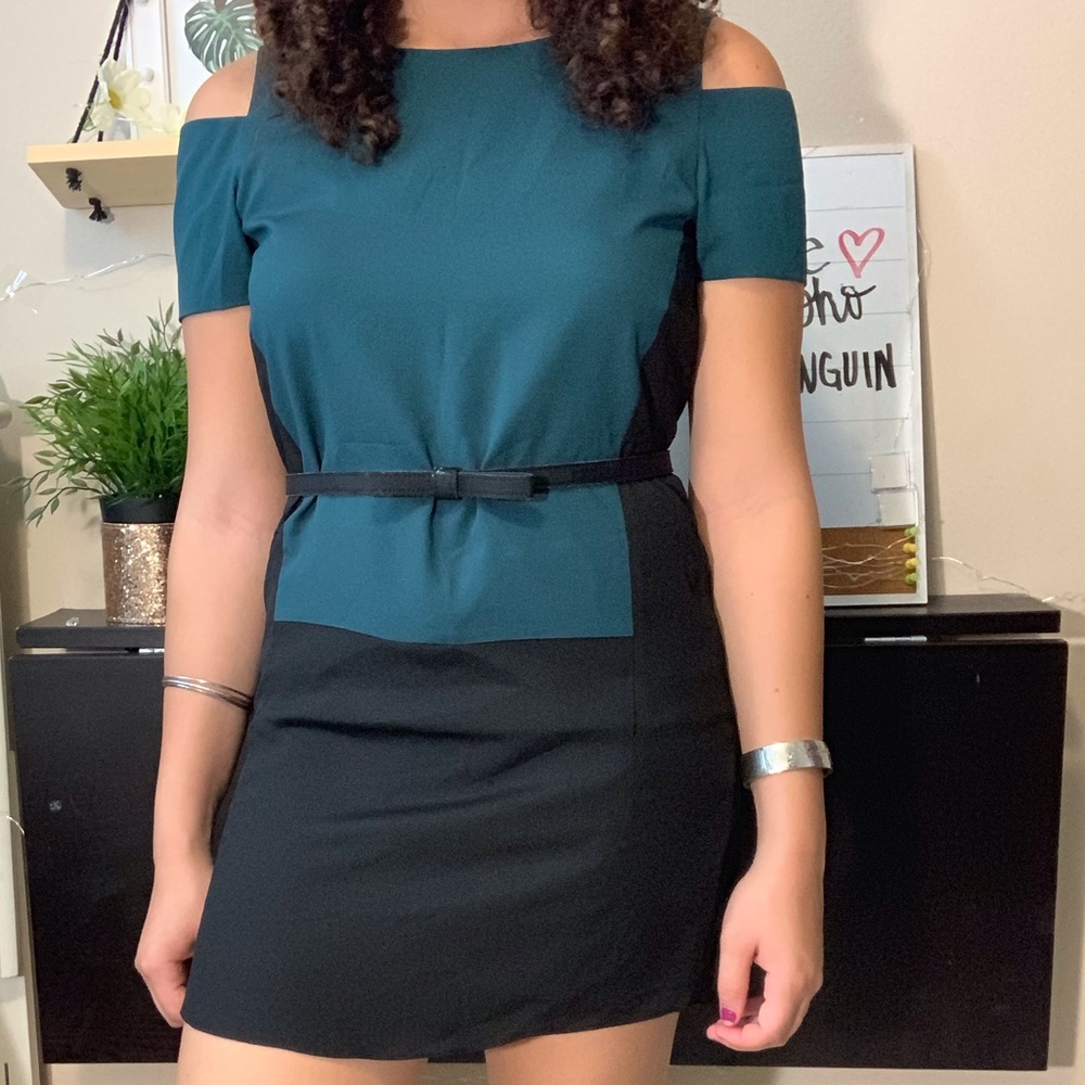 Color block short dress